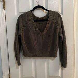 Forest green v neck sweater